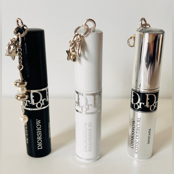 Dior Set of 2 Mini Mascara Keyfob Bag Charm Diorshow + Iconic Overcurl - Picture 13 of 15